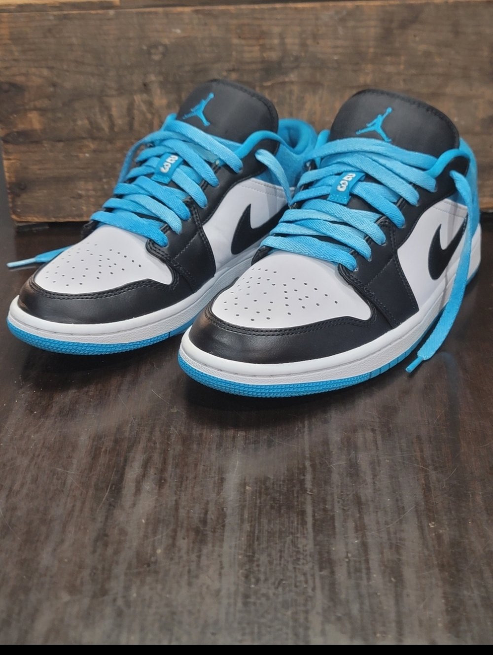 Nike Air Jordan 1 Low SE "Laser Blue" Mens 8 Wmns 9.5 Great Condition. - Picture 7 of 16